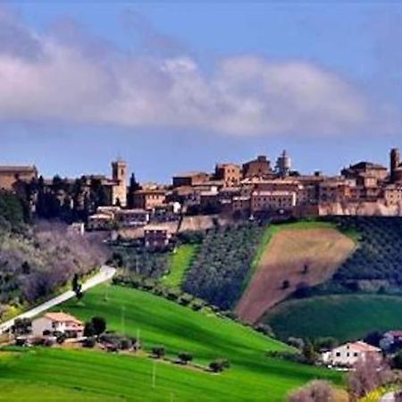 Scrigno Del Borgo-Intero Alloggio Montelupone Luaran gambar